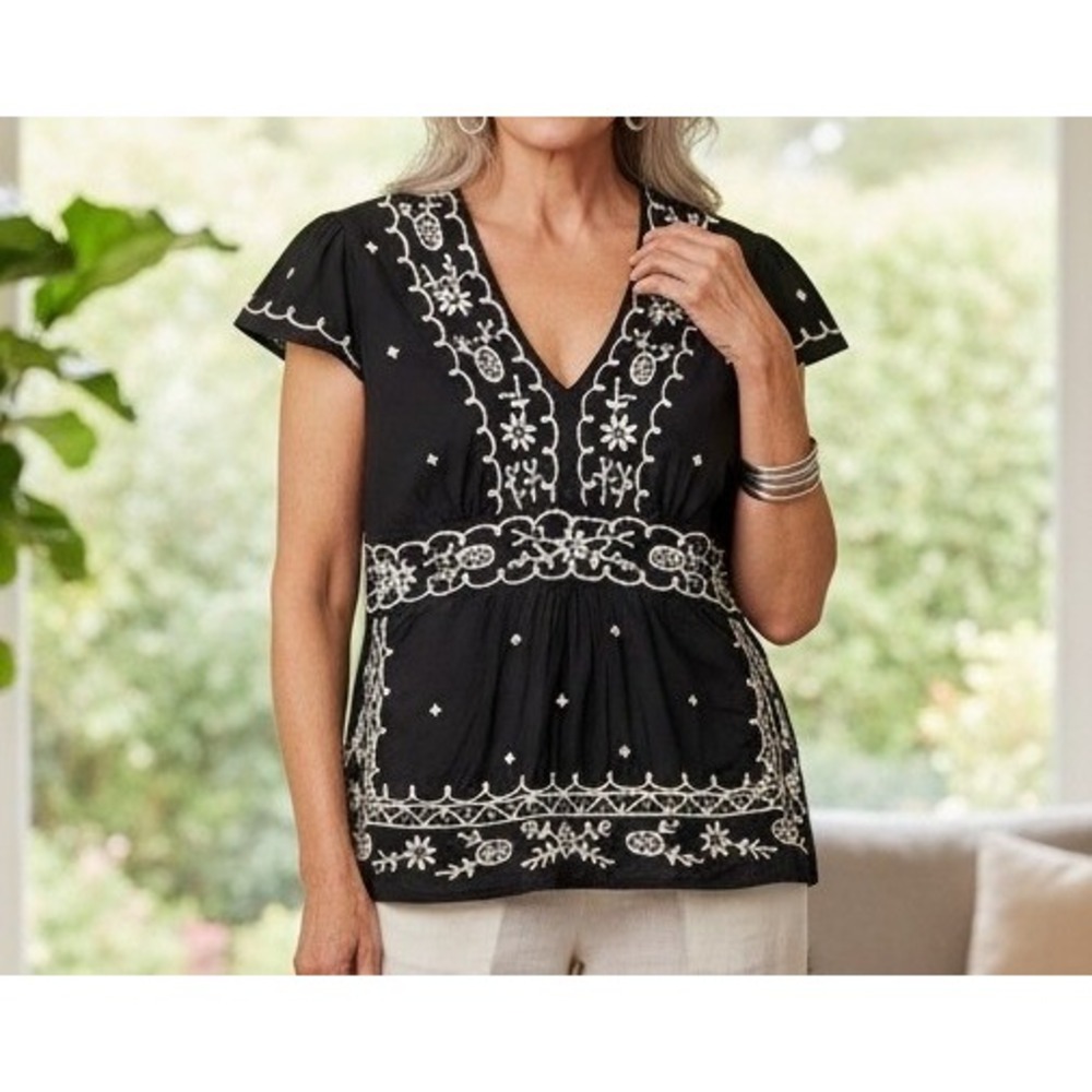 Life Style Woman Embroidered Blouse Womens 1X Black Boho V-Neck Cap Sleeve‎ Top